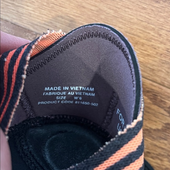 Nike Women’s Barre Wraps/Socks - Picture 5 of 6